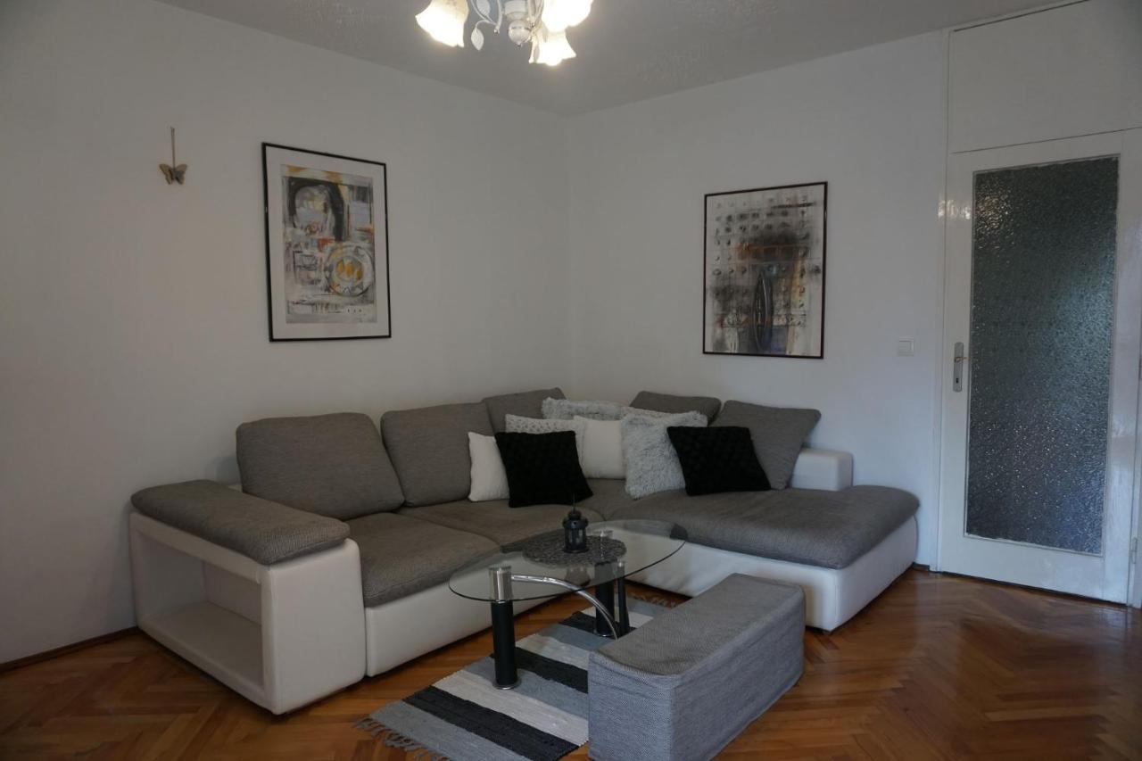 Deluxe Apartman Pervan Split Exterior photo